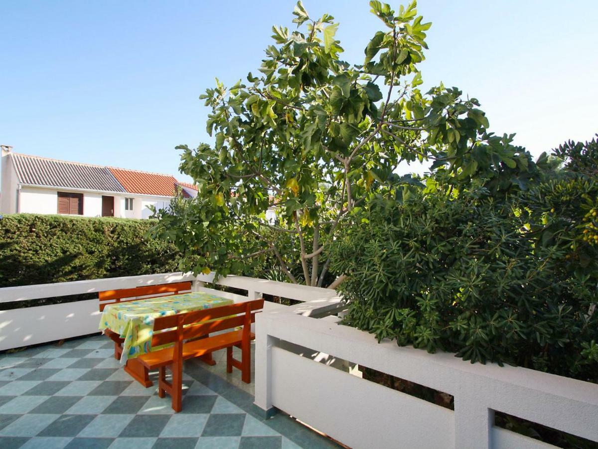 Holiday Home Ana-2 By Interhome Vir Exterior photo
