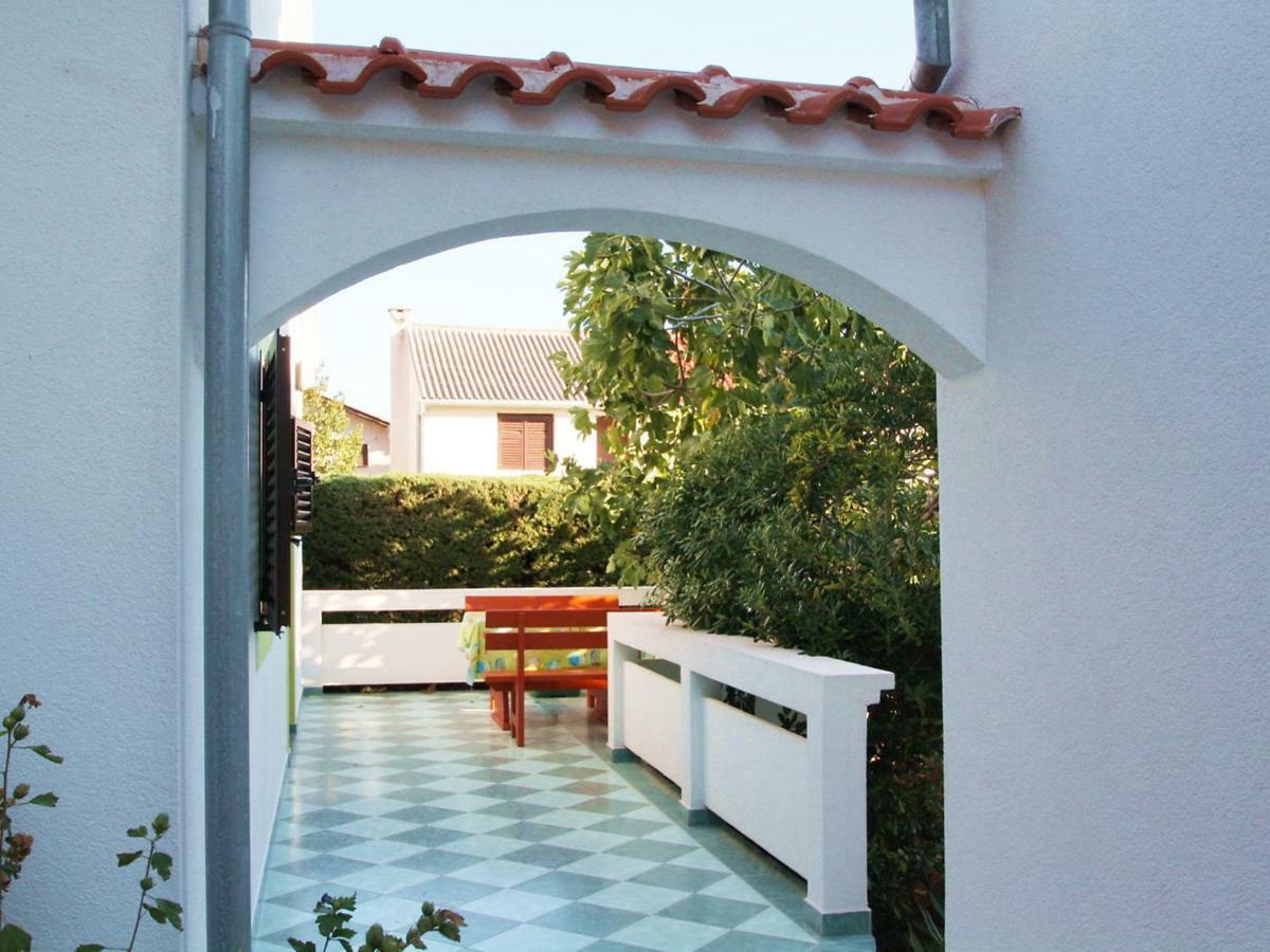 Holiday Home Ana-2 By Interhome Vir Exterior photo